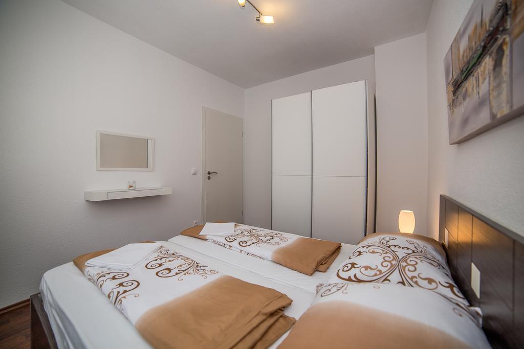 Apartments Kati Omis Luaran gambar