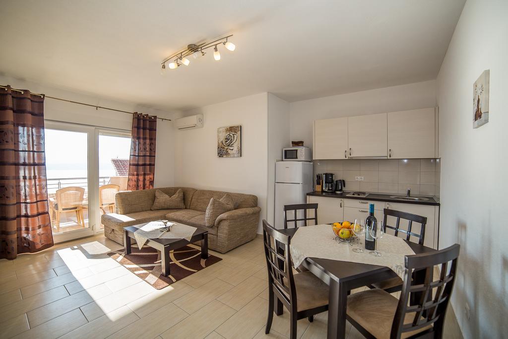 Apartments Kati Omis Luaran gambar
