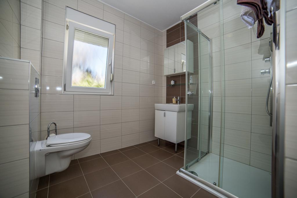 Apartments Kati Omis Luaran gambar