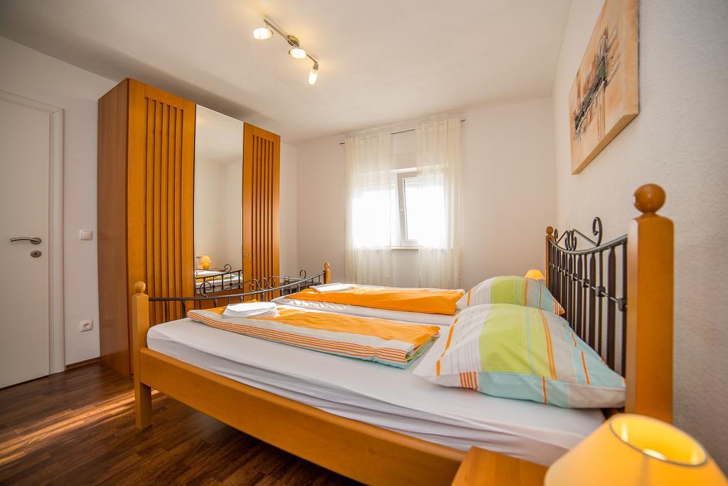 Apartments Kati Omis Luaran gambar